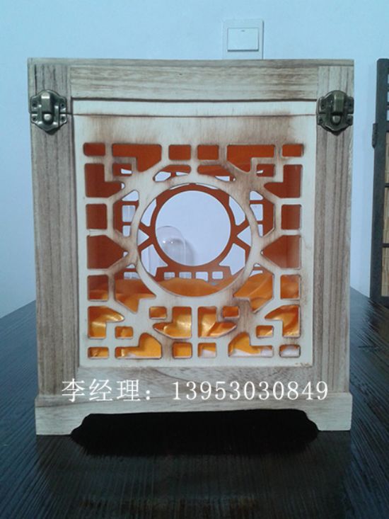 點(diǎn)擊查看詳細(xì)信息<br>標(biāo)題：白酒盒 閱讀次數(shù)：3698