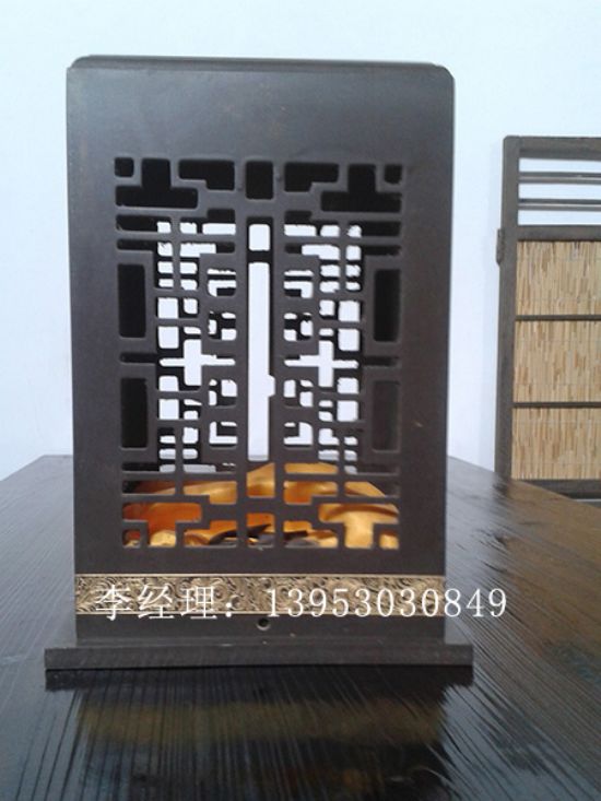點擊查看詳細信息<br>標題：白酒木盒 閱讀次數(shù)：3010