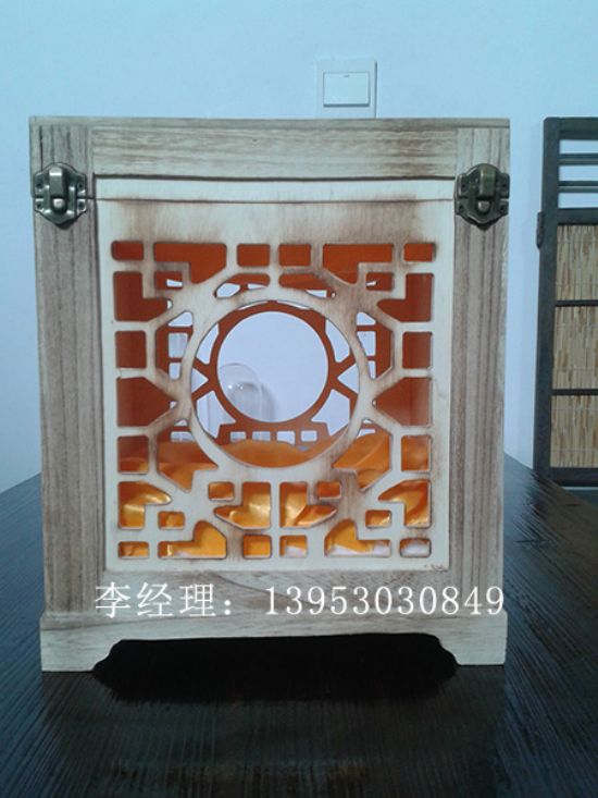點擊查看詳細信息<br>標題：白酒木盒01 閱讀次數(shù)：3917