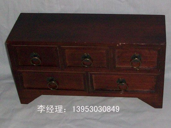 點擊查看詳細信息<br>標題：裝飾盒002 閱讀次數(shù)：3015