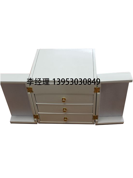 點(diǎn)擊查看詳細(xì)信息<br>標(biāo)題：首飾盒 閱讀次數(shù)：1499